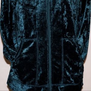 Spa By Chico’s Teal Blue Velvet Jacket EUC *Rare*